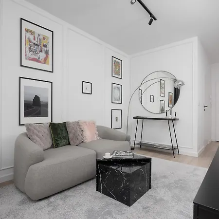 Minimalist Studio Near Rondo Daszynskiego By Noclegi Renters Warszawa Zewnętrze zdjęcie